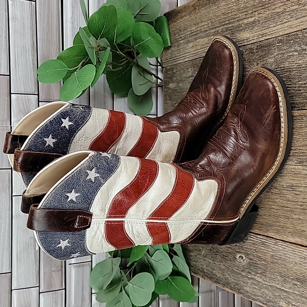 Old West Kids cowboy boots Size 4